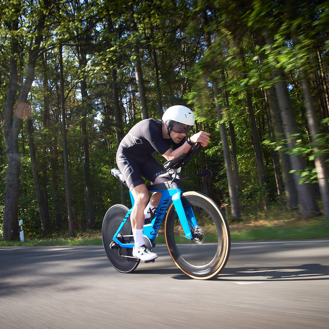DER AeroForce Triathlon Einteiler | Fe226 - Nur Größe S, M und XL
