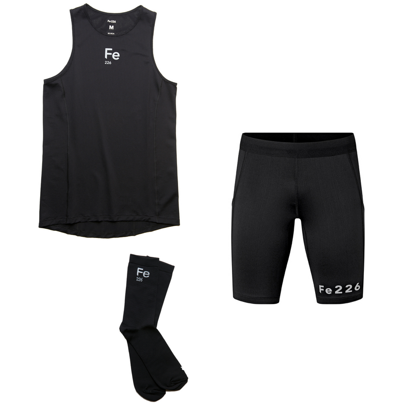 The Fe226 Essential Singlet Running Bundle combines advanced technology with unparalleled comfort. This bundle includes a singlet, tights, and socks specifically crafted for optimal running performance. 