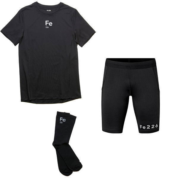The Fe226 Basic Short Sleeved Running Bundle features a cutting-edge, odor-resistant shirt, short Fe226 running tights, and Fe226 running socks. 
