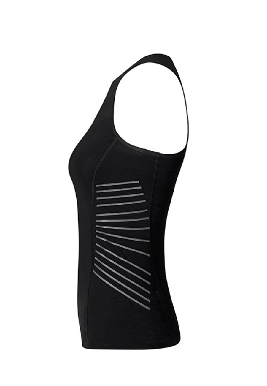 The perfect Womens Running Singlet. Cooling, perfect fit and design by Ffion Appleton (Beyoncé's Ivy Park, Virgil Abloh's Off-White and Nike). Odorfree by Fe226