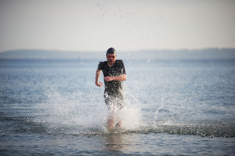 The Fe226 Triathlon Suit is as fast as a swim suit in the water. You don't need an extra speedsuit or swimskin. Makes you faster. based on swimskin technology and for super fast swimming during your triathlon, Ironman 70.3, Ironman, tri races.