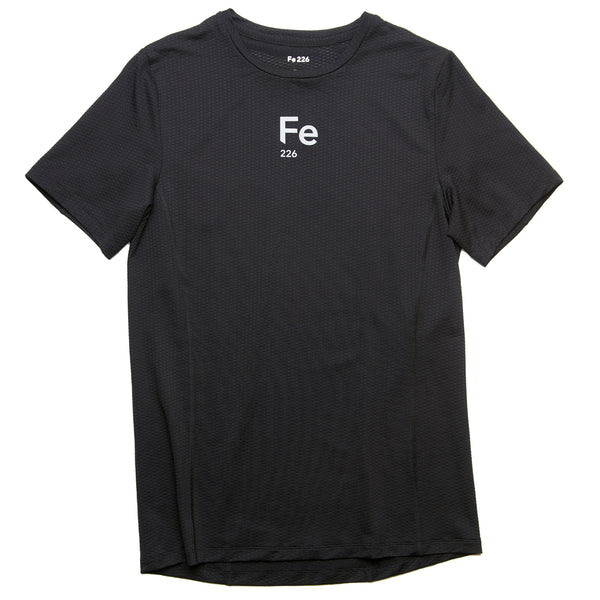 Fe226 THE black Running Shirt. With Fe226 perfect fit it was been named "the perfect running t-shirt" by Runner's Worlds mag. THE short sleeved Running Shirt for running training, marathon running, half-marathon running, triathlon training, everyday run or even everyday use. Odourless, functional, comfortable, high quality